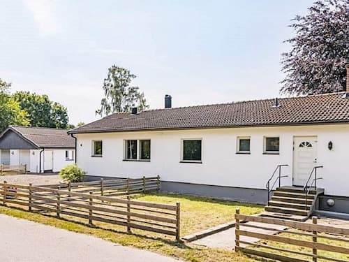 7 Person Holiday Home in Yngsjo-by Traum