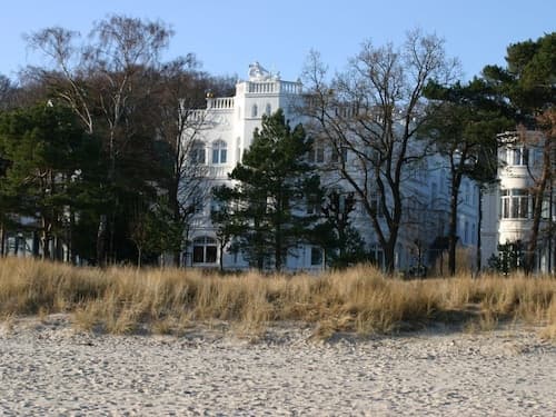 Seeschwalbe in Villa Sirene, Binz