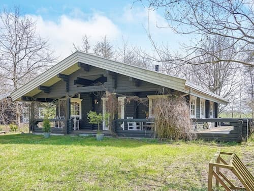 6 Person Holiday Home in Ronne