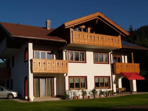 Schachen Comfortable Holiday Residence
