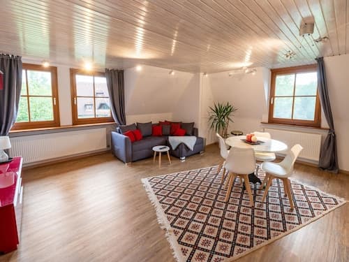 Elegante Ferienwohnung mit Aussenpool Schwarzwald