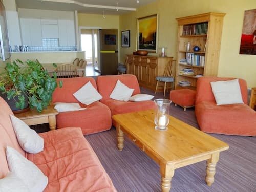 Coastal Comfort With sea View