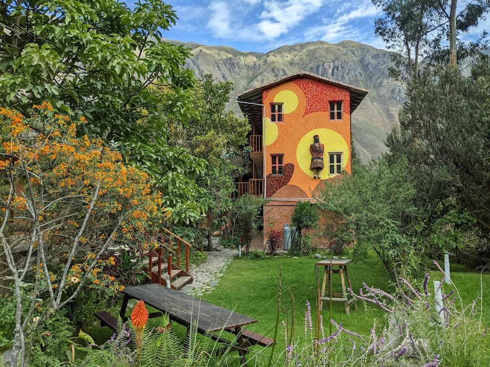Full Moon Eco Lodge