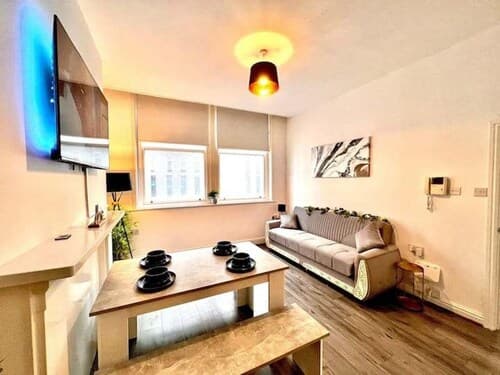 Lovely 2-bed Apartment in Liverpool