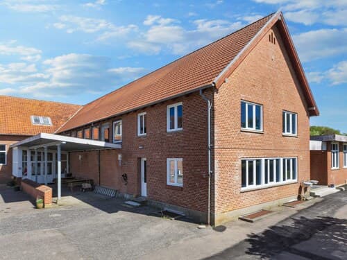 12 Person Holiday Home in Roslev