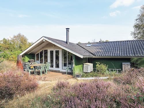 6 Person Holiday Home in Albaek