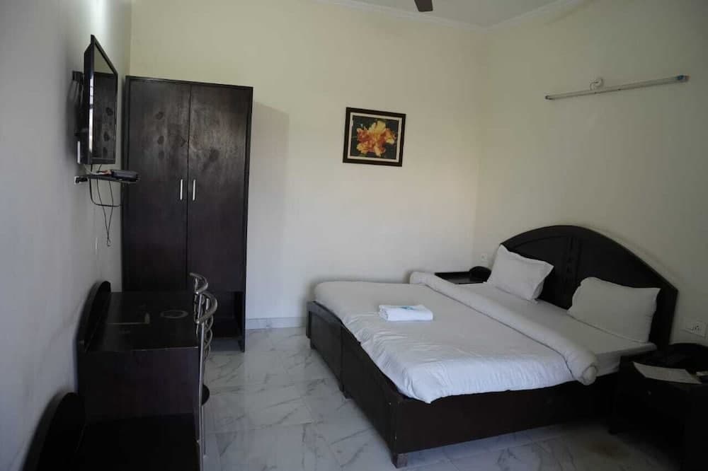 Benison Guest House