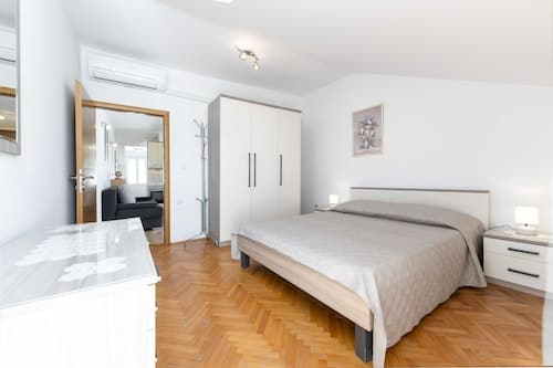 Green Hills Apartment