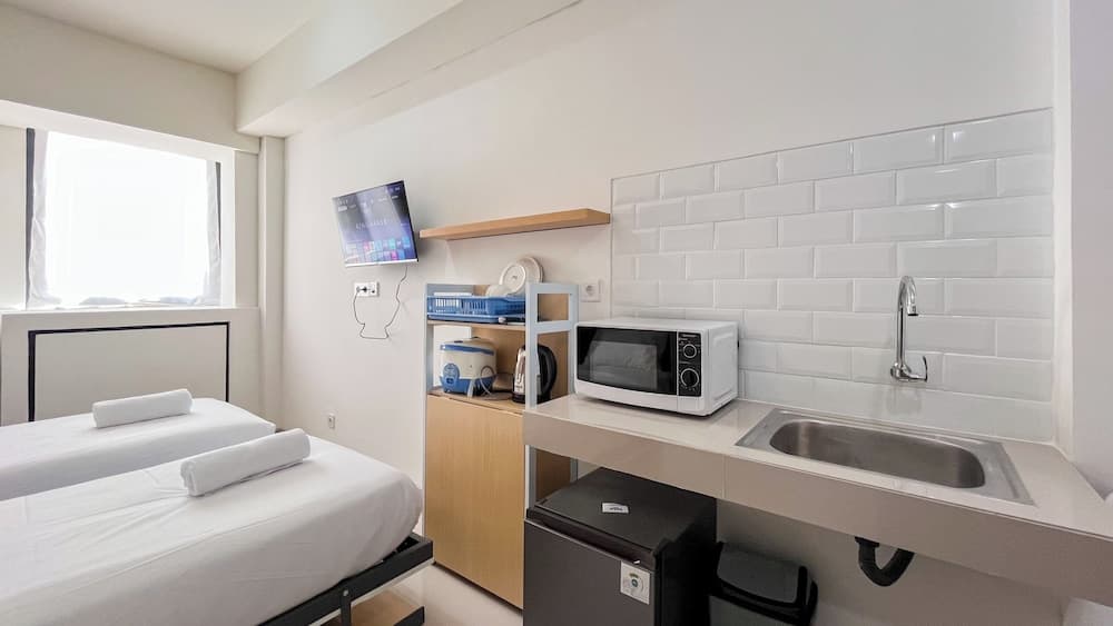 Well Designed Studio (No Kitchen) At Bandaraya - Tallasa City Makassar Apartment
