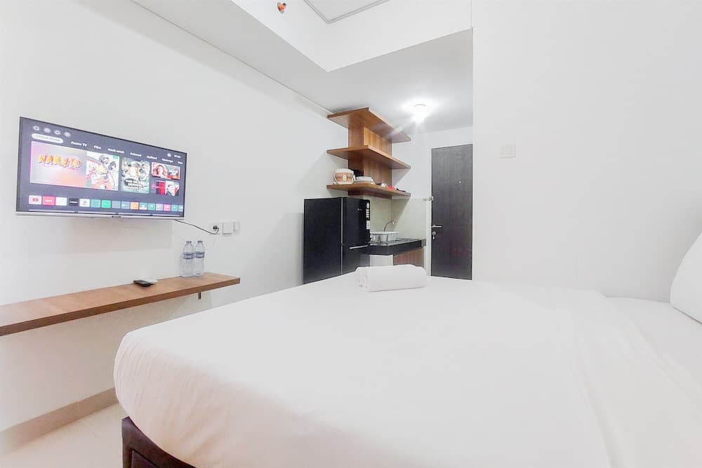 Homey And Modern Studio At Serpong Garden Apartment
