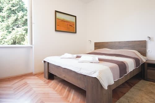 Apartment Goge