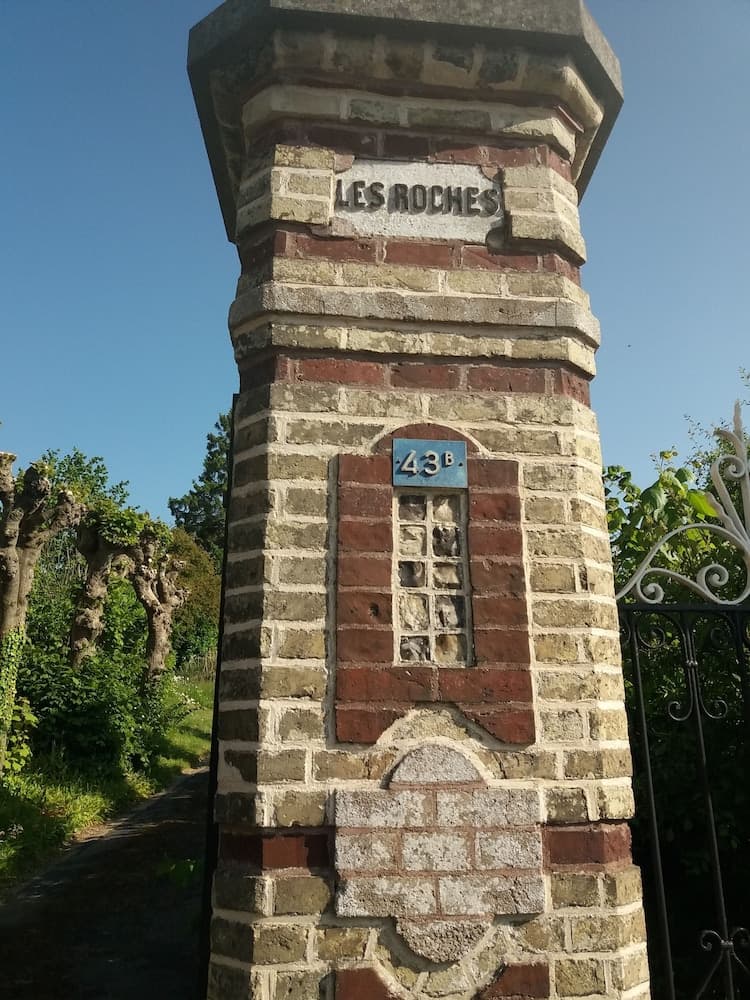 Les Roches
