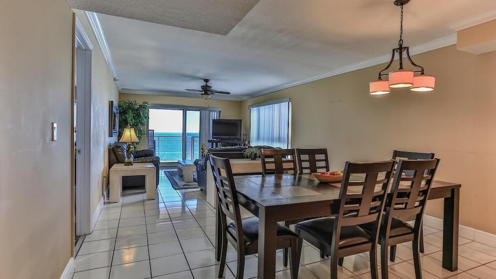Destin Towers 142