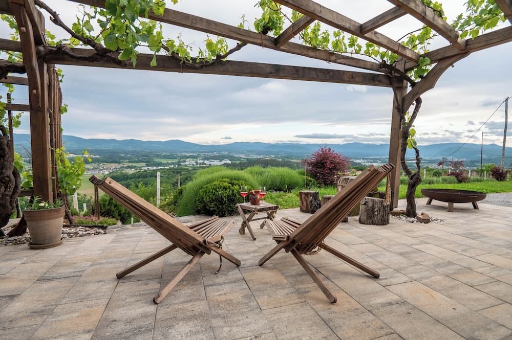 Vineyard cottage Kump