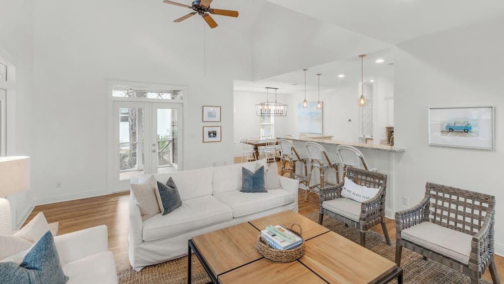 Close to the Beach & Close to the Pool