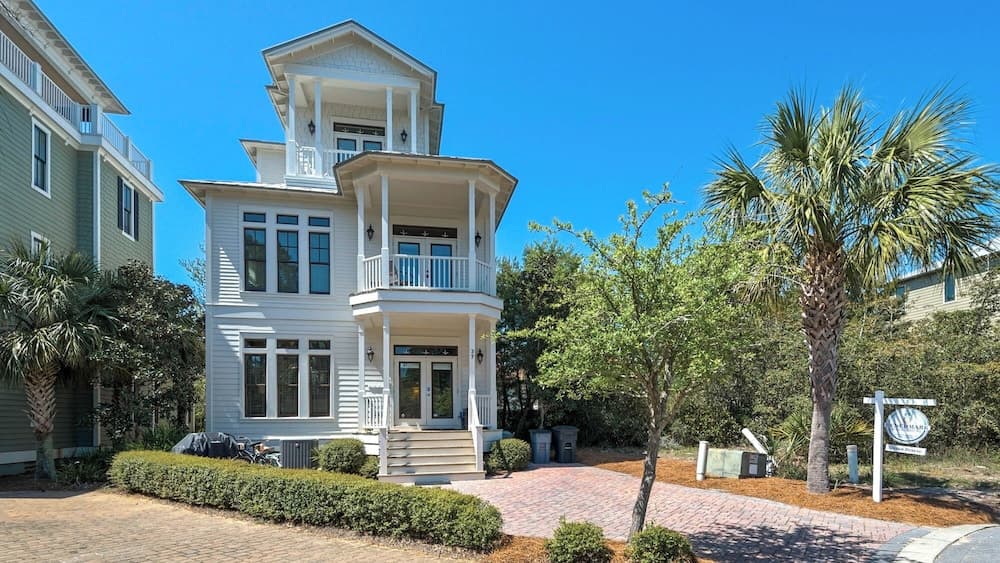 Seagrove 5 Bedroom - Deeded Beach - Elevator - Community Pool - Sleeps 12!