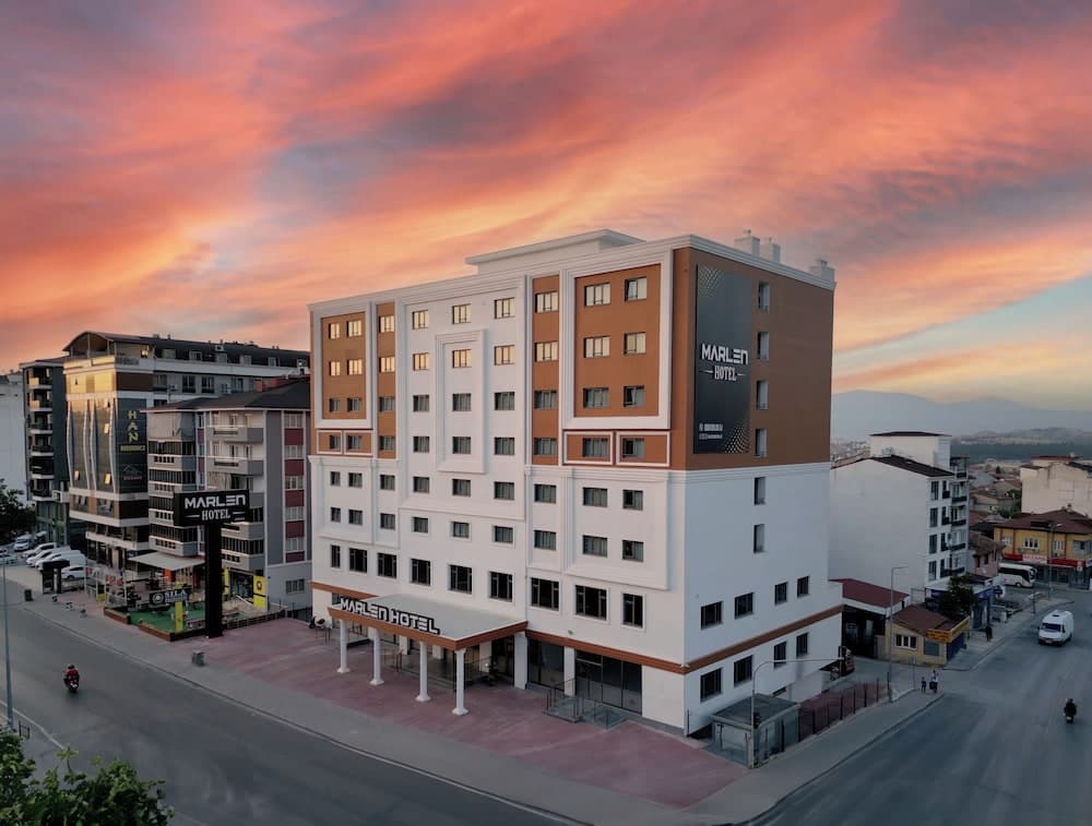 Marlen Hotel