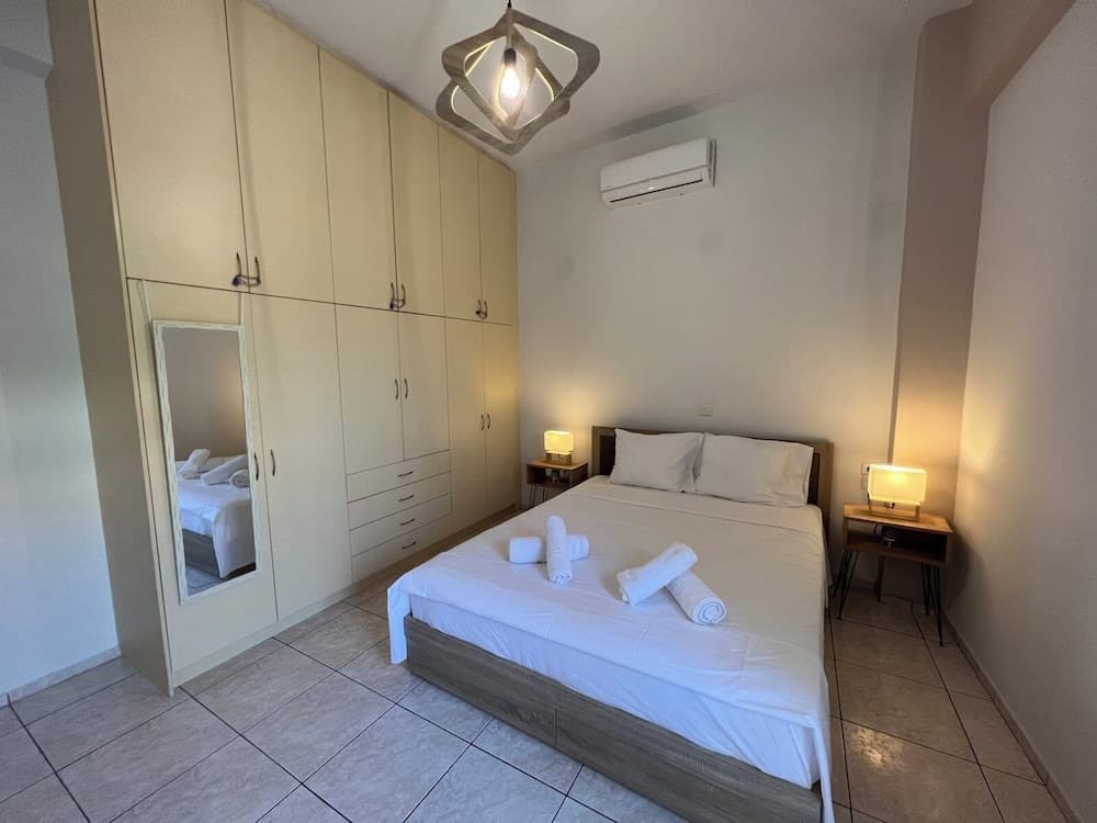 Cozy 1 Bd Apt in Therisos with Balcony