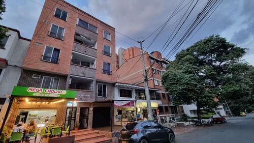 EDIFICIO SANTO TOMAS By Morada Bros.