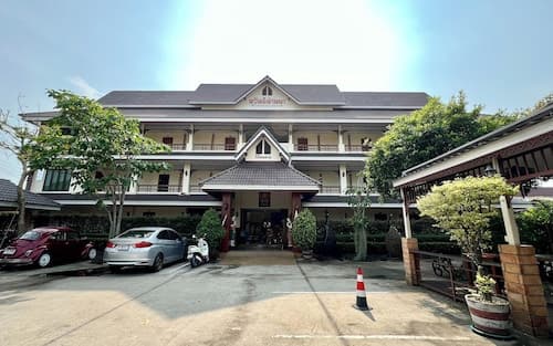 Sawadeelanna Hotel