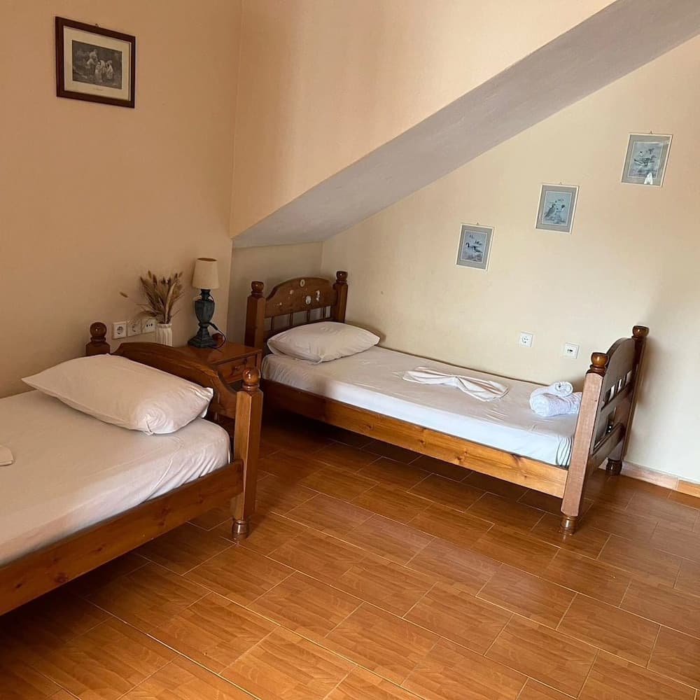 VILA ROZE KSAMIL ALBANIA