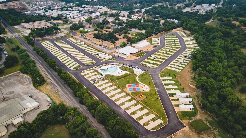 Camp Landa Resort