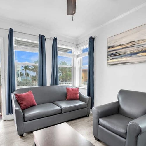 Spectacular Ocean View Corner Apartment