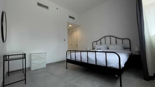 Spacious Furnished Apartment in Palette Tower in Tourist Club Area