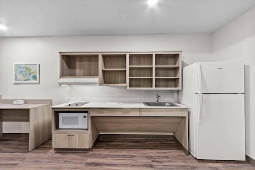 Woodspring Suites Gilbert - Mesa Gateway Airport