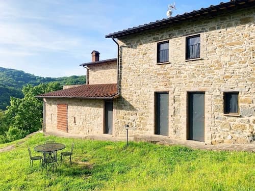 Apartment on the Hill Between Gubbio and Perugia