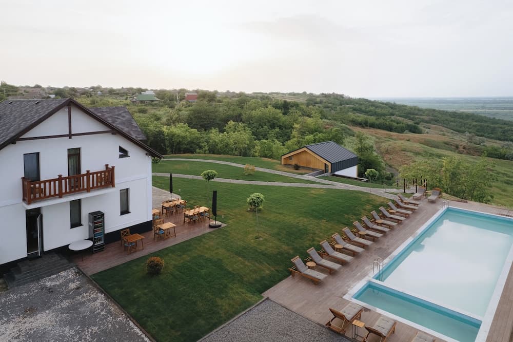 Purcari Retreat