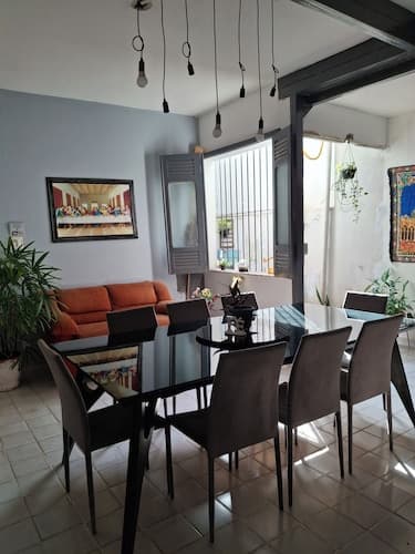 Quarto em casa compartilhada