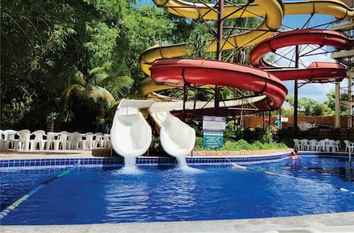 Golden Dolphin Express - HotFérias