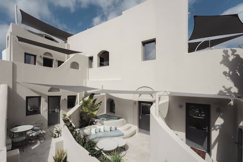 Galaria Serenity Suites