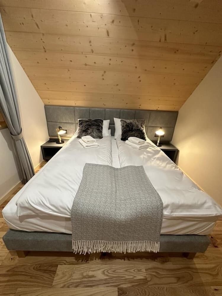 Tatra Wood House Boutique