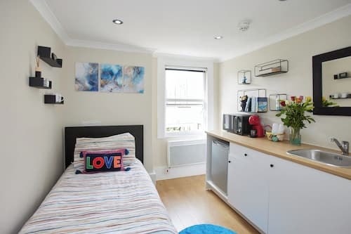 Your Ideal London Getaway - Charming Studio Haven