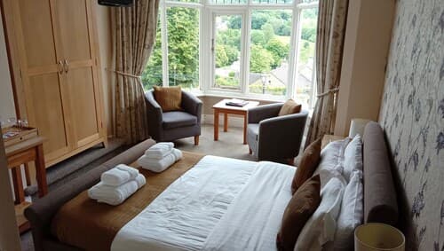Sir William Hotel