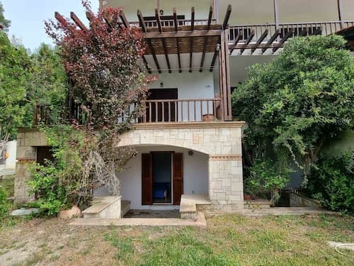 Maisonette With Garden Under the Elani Pines