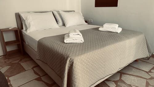 Apartment in the Heart of Tinos Town for 4 Guests