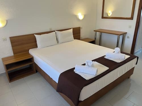 Sirtaki Apartments
