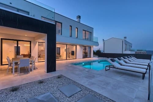 Villa Ultima