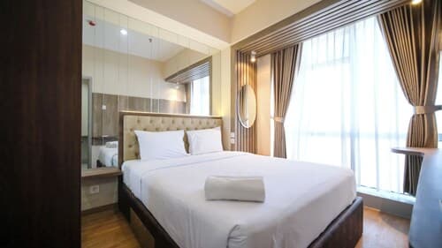 Nice And Comfortable Living 1Br At Grand Sungkono Lagoon Apartment