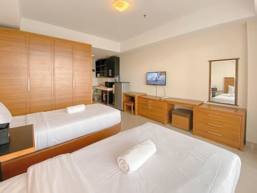 The Elite Enclave Studio At Beverly Dago Apartment