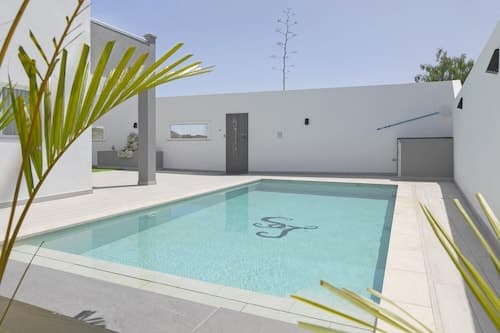 Stunning Apartment Within Villa Nr Los Cristianos