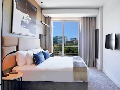 Luxury Loft in Sandton City