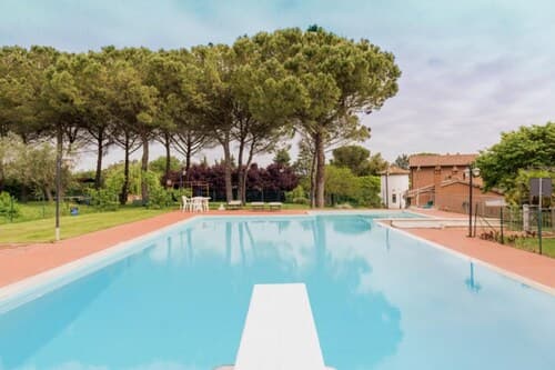 Myrtle apt With Shared Pool
