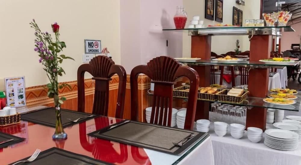 Hanoi Airport Premium Hotel