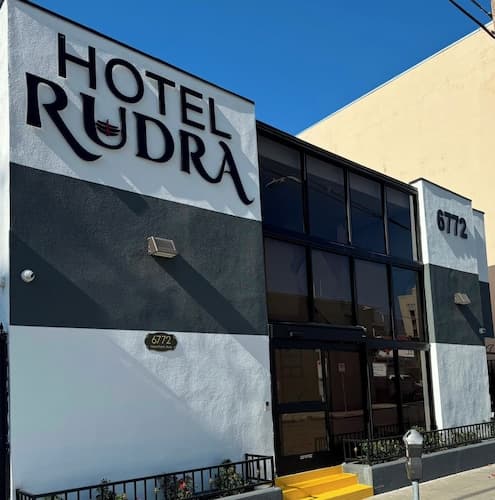 Hotel Rudra - Hollywood