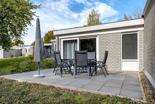 Cozy Bungalow Sauna Valkenburg