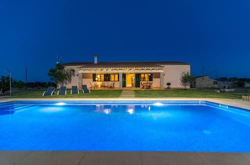 S Estacio in Muro With 4 Bedrooms and 2 Bathrooms